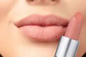 ترند آرایش تابستان - رژ رنگ لب تابستان 