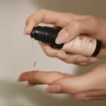 سرم روغنی جوانساز و آرامش بخش صورت ولوسوفی